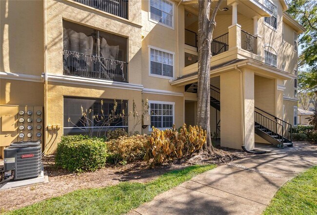 Foto del edificio - 2612 Robert Trent Jones Dr