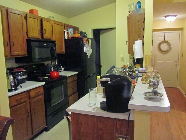Foto del edificio - 320 Timber Ridge Dr