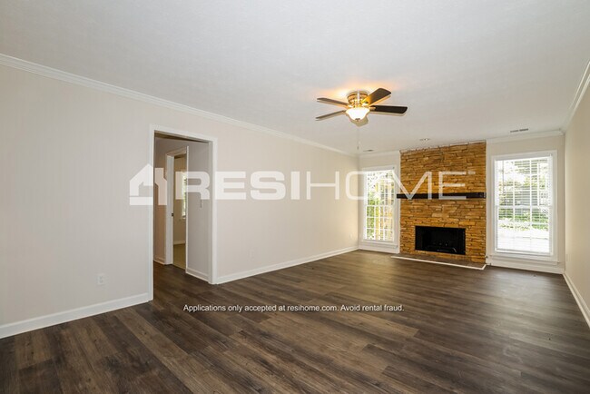 Building Photo - 360 Timber Laurel Ln