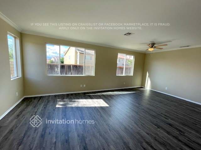 Foto del edificio - 38859 Autumn Woods Rd