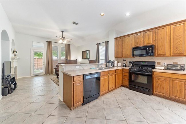 Building Photo - 6115 Cameron Cove Ln