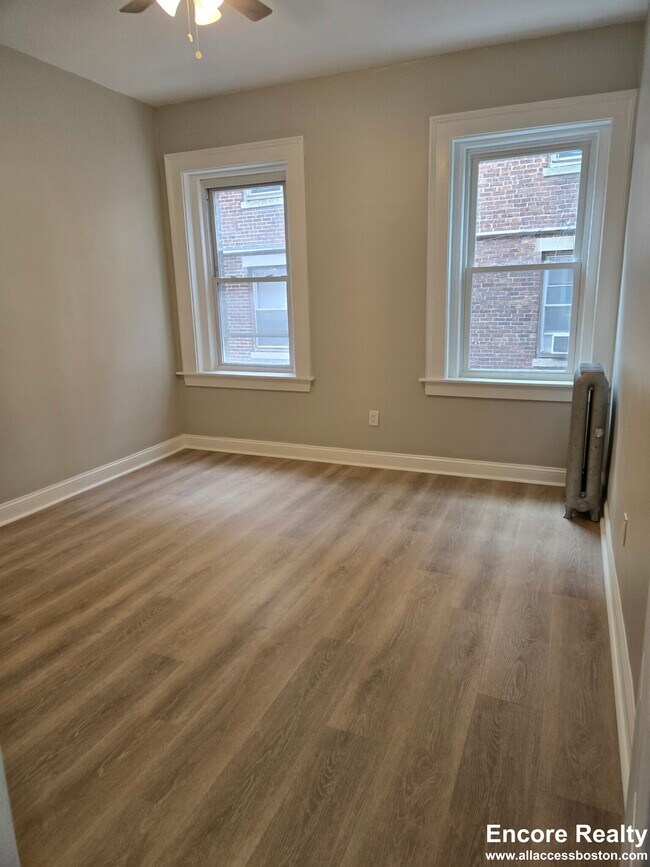 Foto del edificio - 1193 Commonwealth Ave