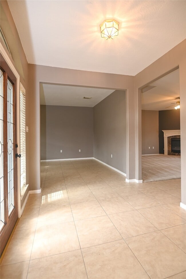 Foto del edificio - 3023 Hidden Mist Ct