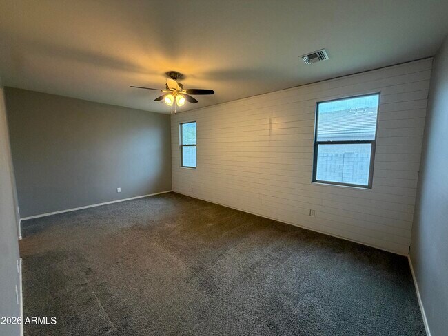 Foto del edificio - 21887 N 181st Ave