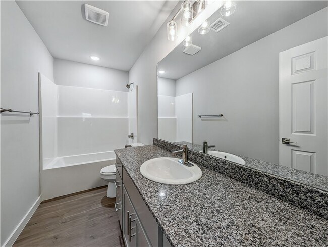 Foto del edificio - 6613 NW Altus St