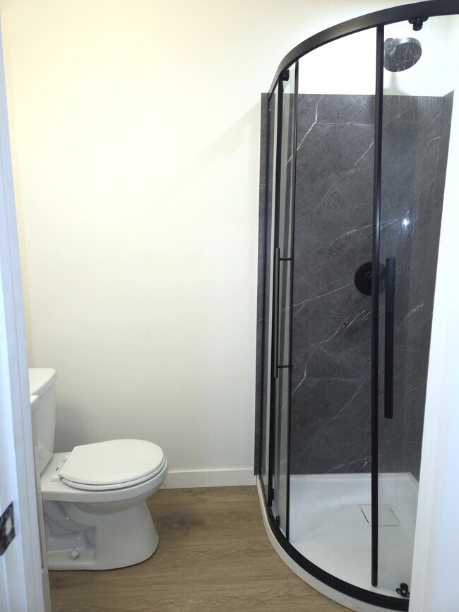 Photo du bâtiment - 19 Wellington St