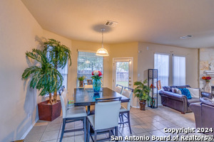 Foto del edificio - 8403 Spicewood Bend