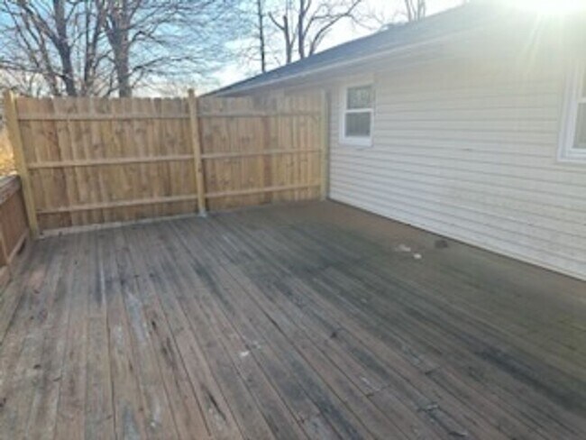 Building Photo - 3306-3308 Shelley Dr