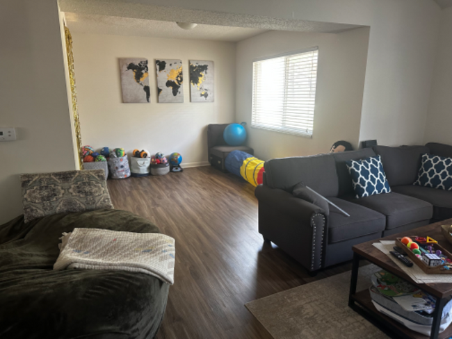 Building Photo - 8797 Harper Point Dr