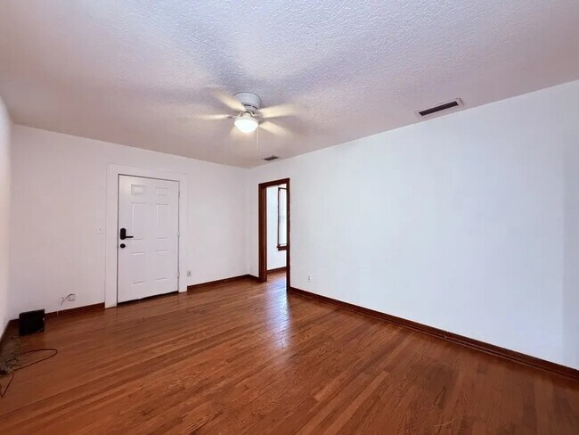 Foto del edificio - 27 E 63rd St