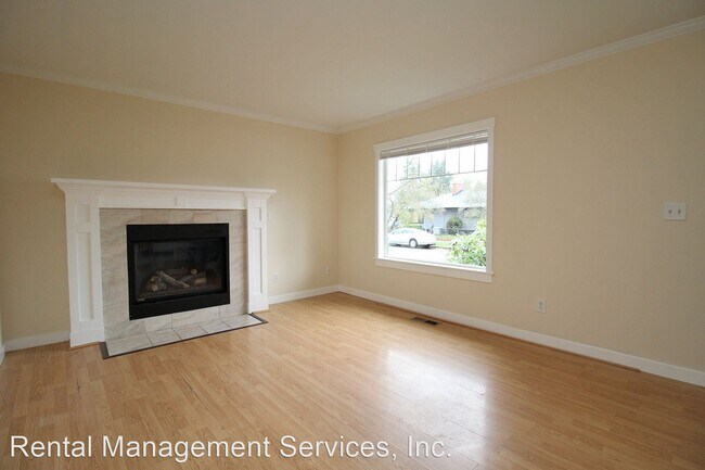 Foto del edificio - 3 br, 1 bath House - 5116 SE Knight St
