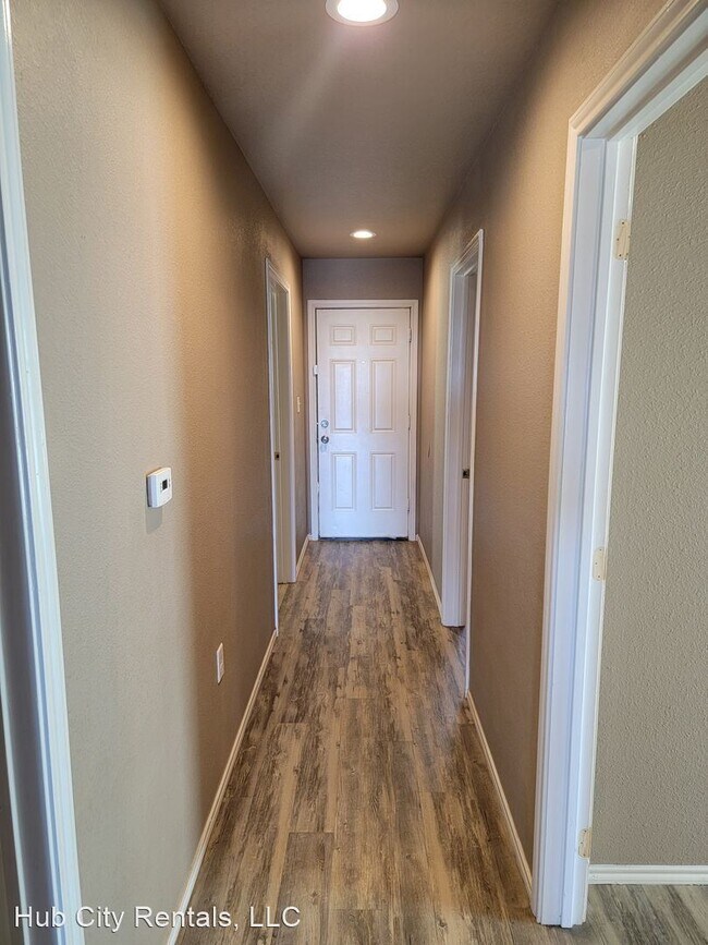 Foto del edificio - 3 br, 2 bath House - 2223 Urbana Avenue