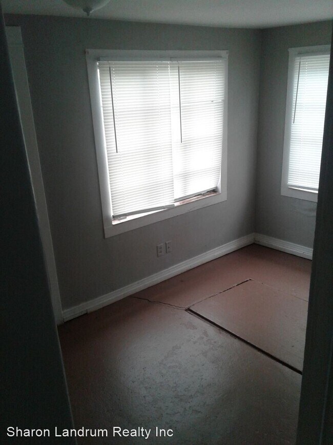Building Photo - 1 br, 1 bath House - 2709 Rodman St