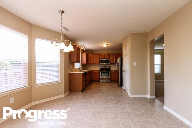 Building Photo - 17086 Newberry Ln