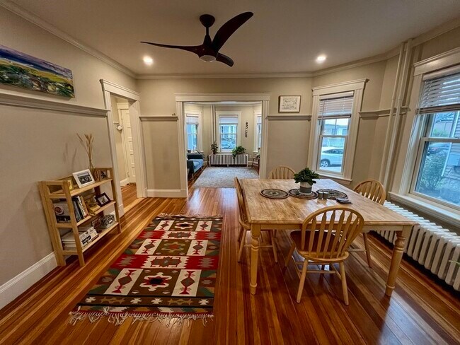 Foto del edificio - 12 Rosemary St