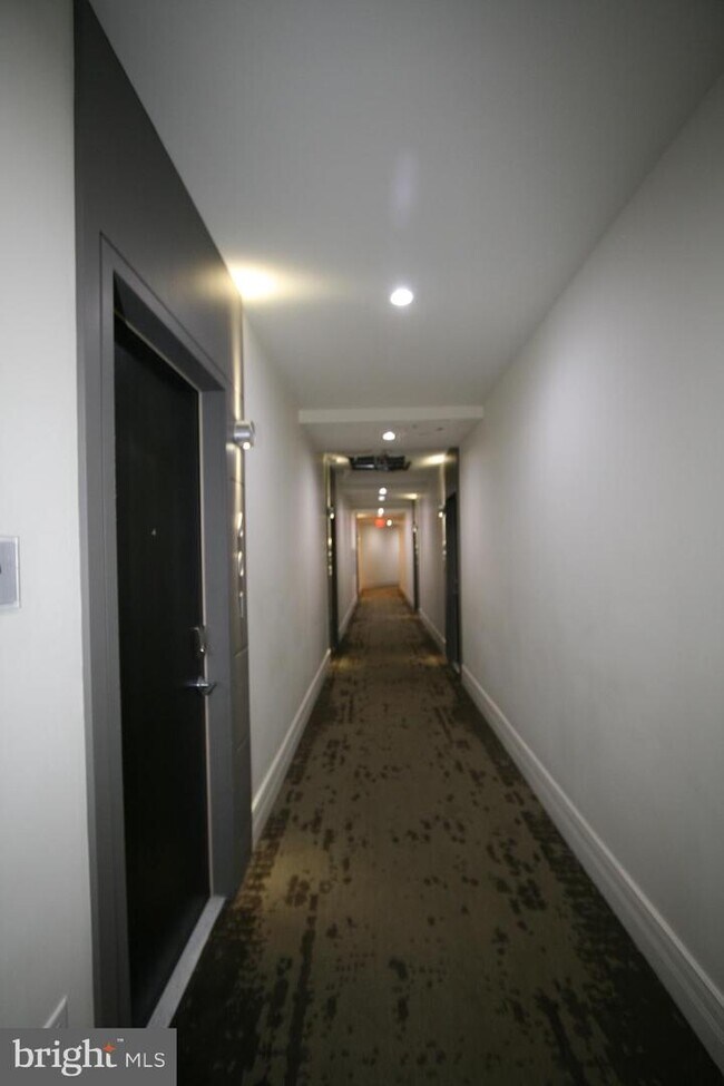 Foto del edificio - 2550 17th St NW