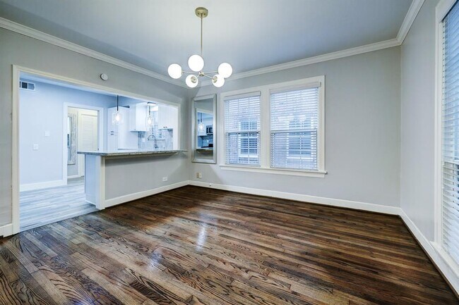 Building Photo - 2039 Colquitt St