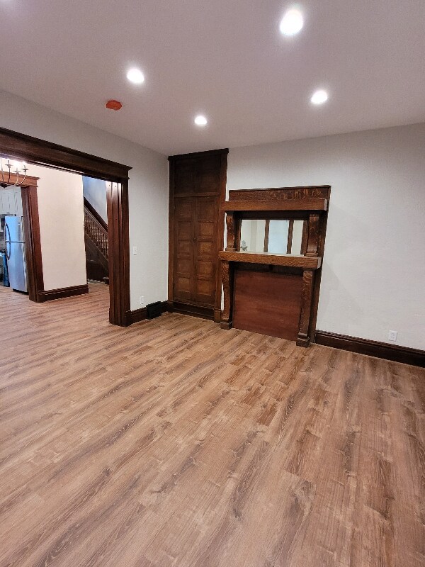 Building Photo - 112 E Pike St