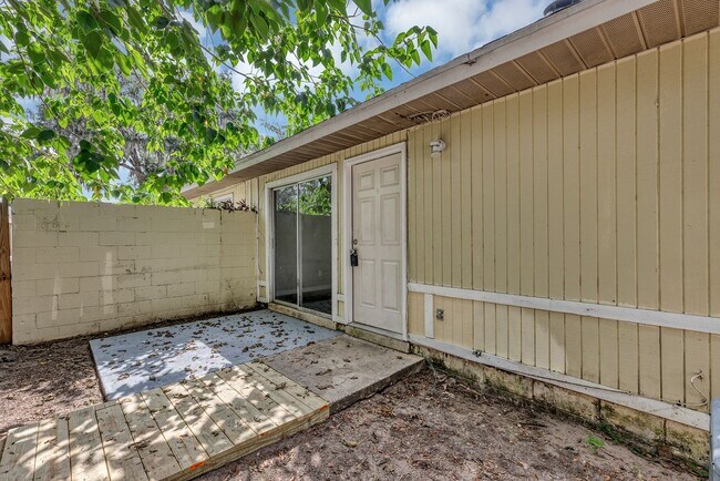 Foto del edificio - 3990 SE 17th Ct