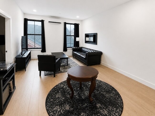 Photo - 217 Essex St Apartment