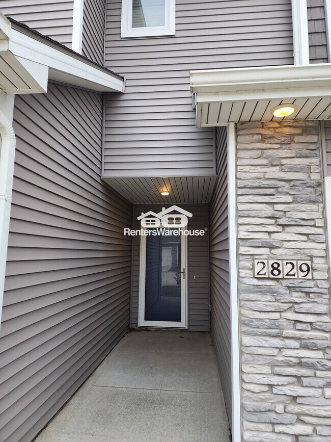 Foto del edificio - 2829 NW Lois Ln