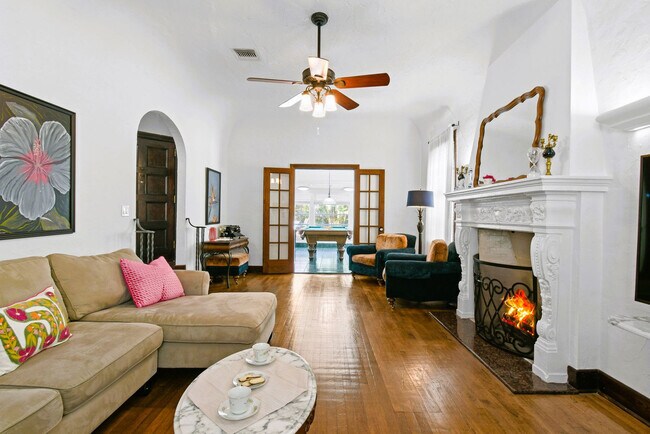 Foto del edificio - 414 Lake Shore Dr