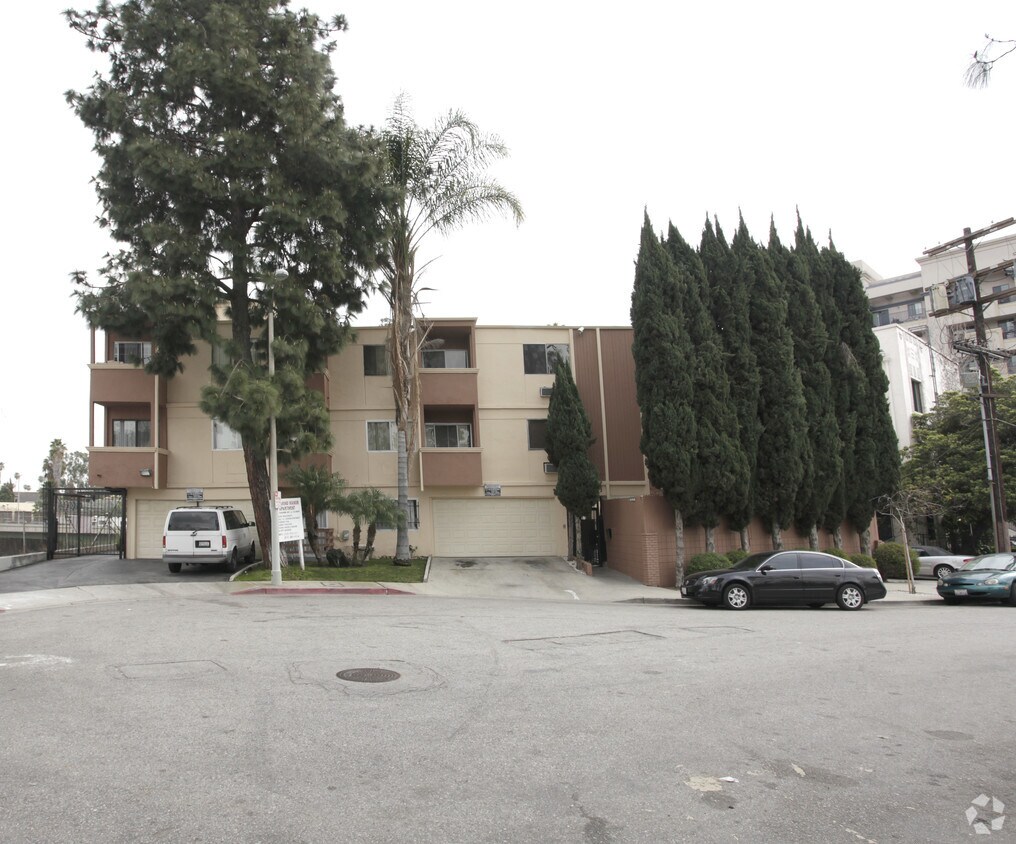1762 Tamarind Ave, Los Angeles, CA 90028 Apartments in Los Angeles