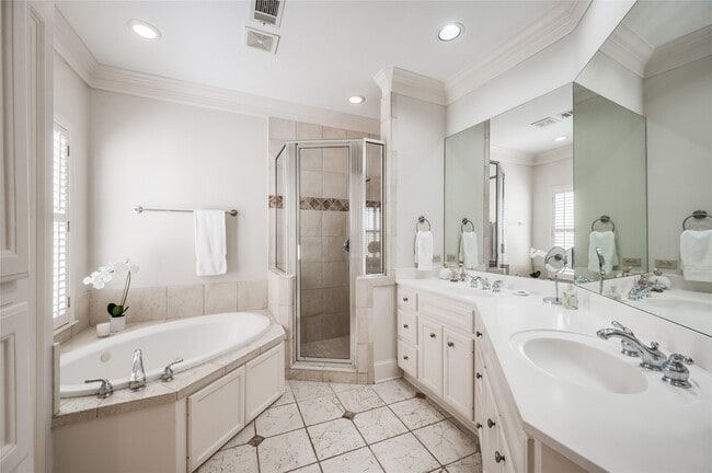 Foto del edificio - 3511 Yupon St