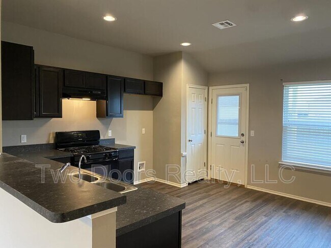 Foto del edificio - 11704 NW 134th St