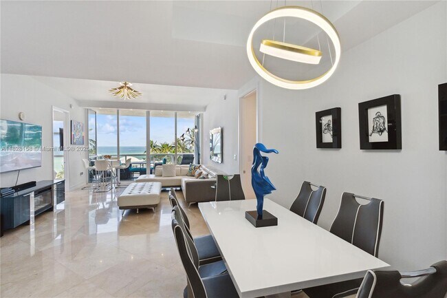 Foto del edificio - 18101 Collins Ave