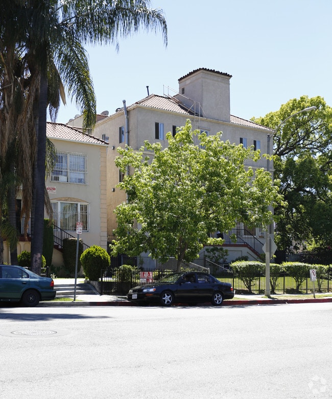 Building Photo - Rosewood Apartments