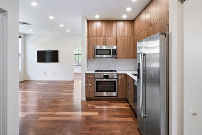 Building Photo - 45 1st Ave