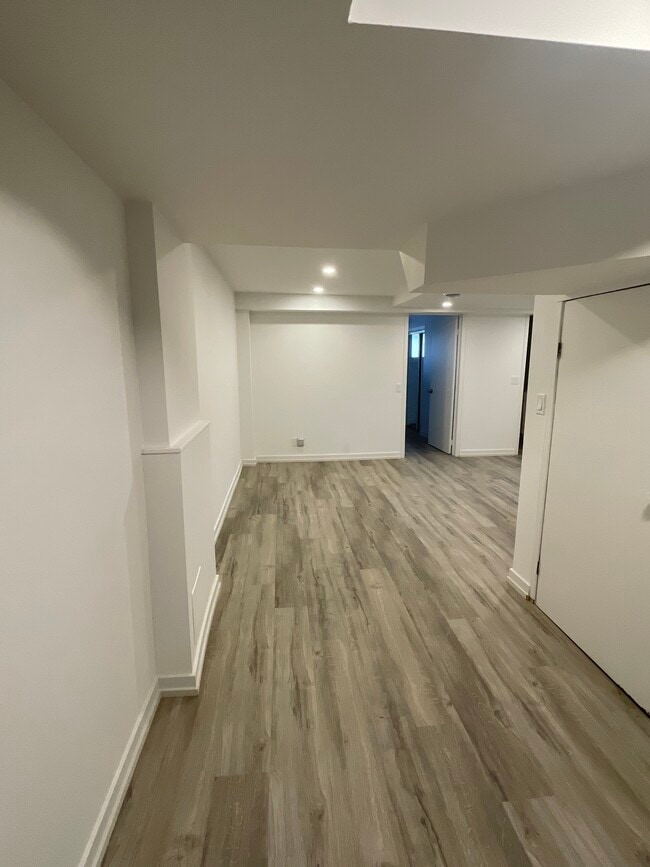 116 Terra Rd Unit Basement, Vaughan, ON L4L 3J5 Apartments 116 Terra