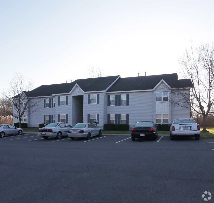 Foto principal - Rosewood Garden Apartments