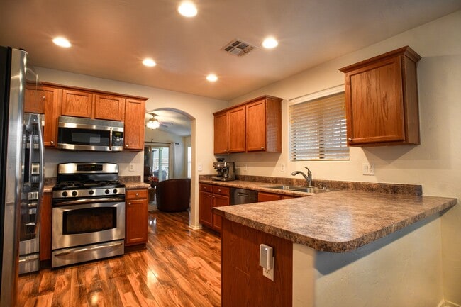 Building Photo - 3724 W Fitzwater Ct