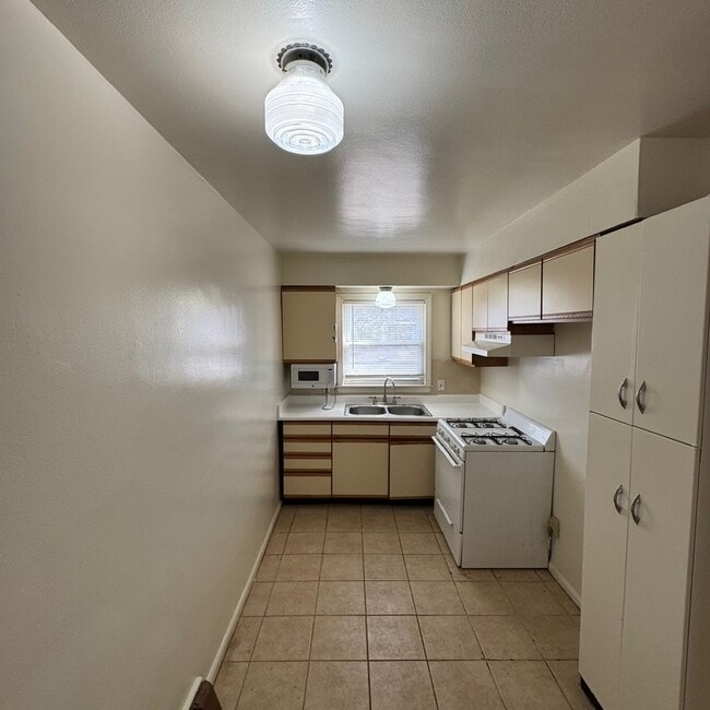 Building Photo - ?? Cozy 1-Bedroom Apartment on Detroit’s W...