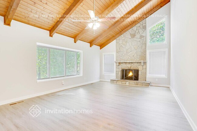 Foto del edificio - 1470 Bentcreek Dr