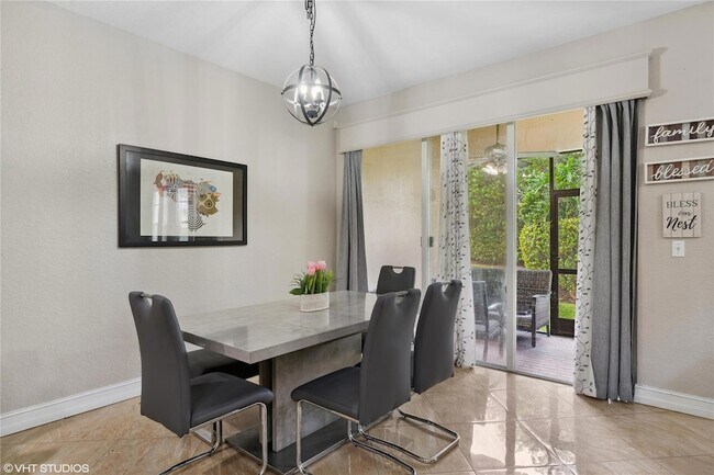 Foto del edificio - 5788 NW 119th Terrace