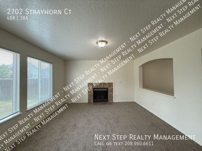 Foto del edificio - 2702 Strayhorn Ct