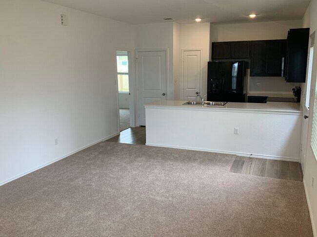 Building Photo - 414 Bullhead Rd