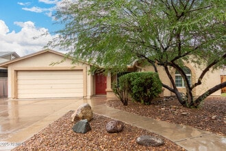 Building Photo - 518 W Rosemonte Dr