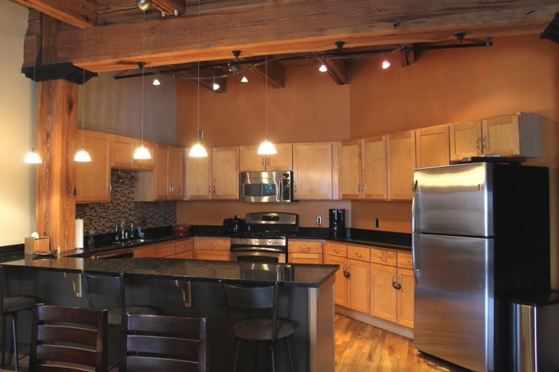 Primary Photo - 413 N 2nd St
