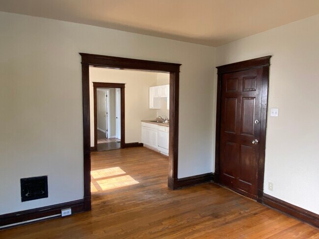 Foto del edificio - 4612 Quincy St