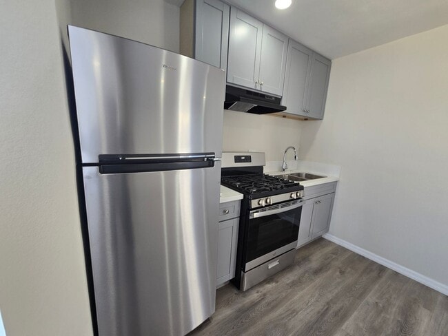 Foto del edificio - 2902 E Ave R12