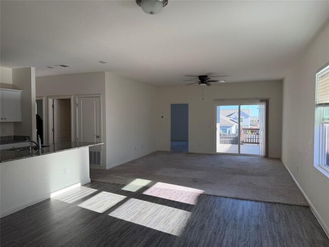 Foto del edificio - 14209 George Mason Ave