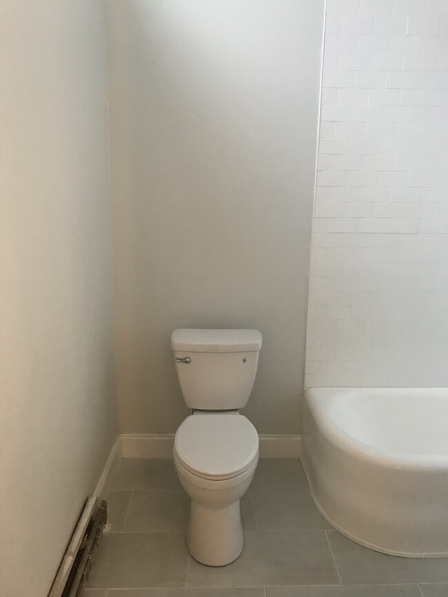 Building Photo - 166 Washington Ave