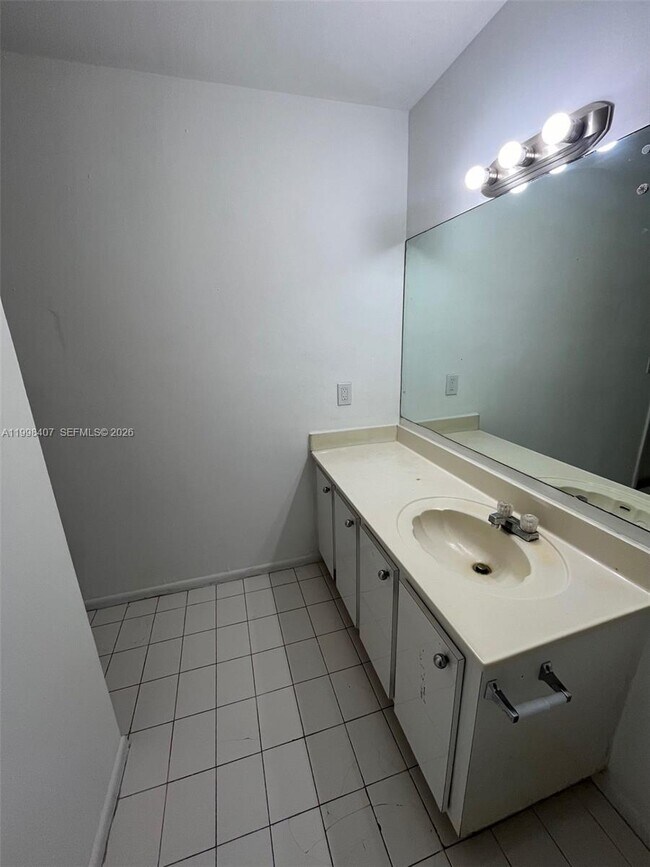 Foto del edificio - 58 SW 14th Terrace