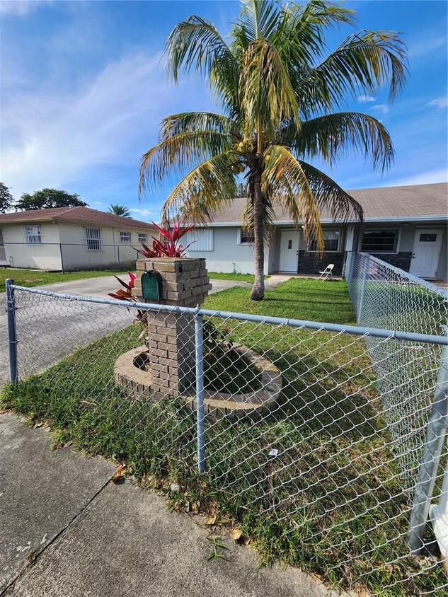 Foto principal - 17586 SW 106th Ave