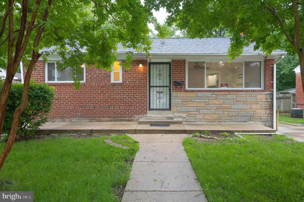 Foto principal - 1937 Lebanon St