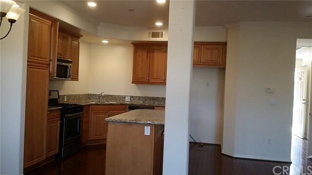 Foto del edificio - 1435 Lomita Blvd